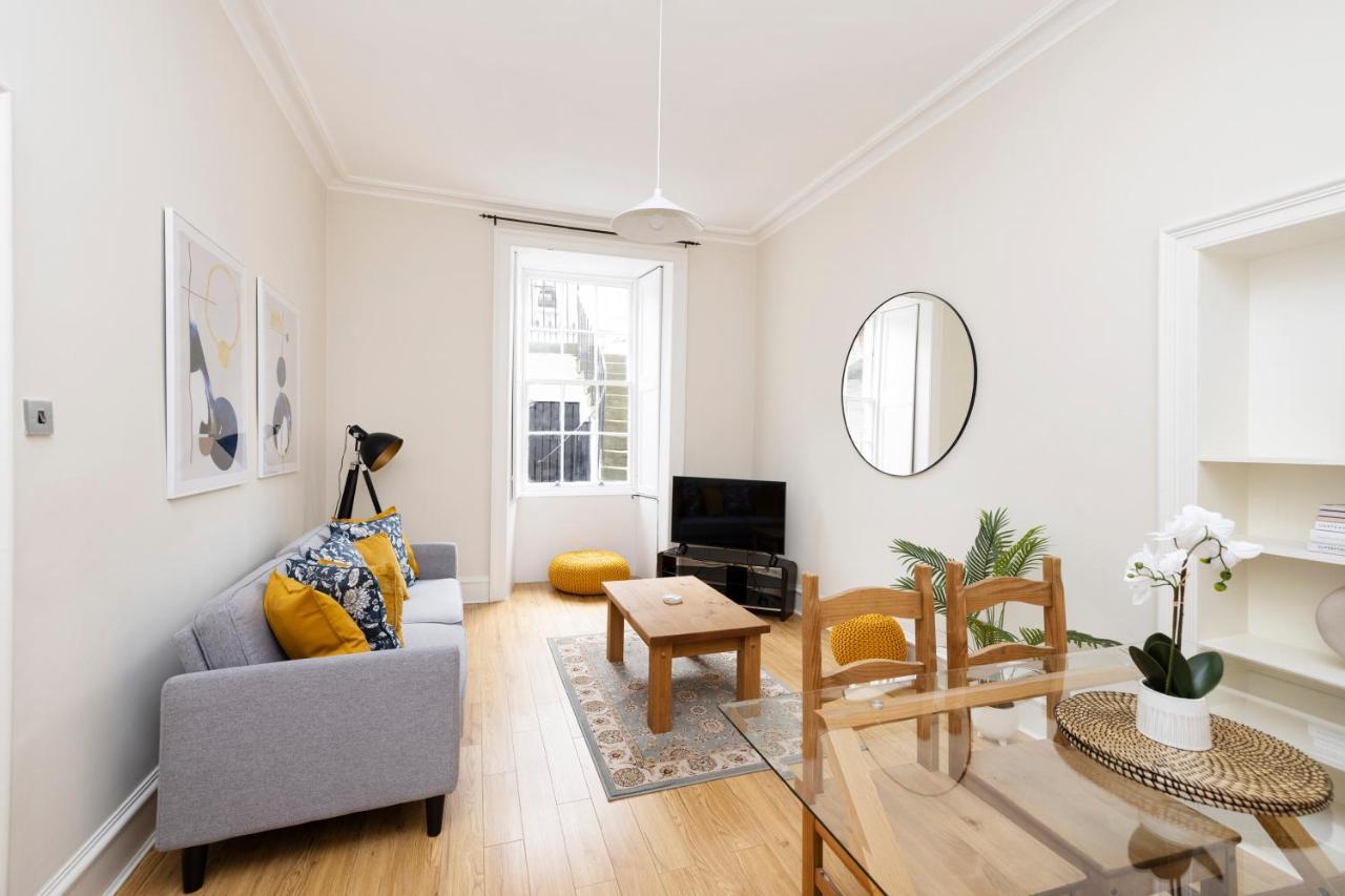 Joivy Chic Apartment Near Stockbridge Market Edimburgo Esterno foto
