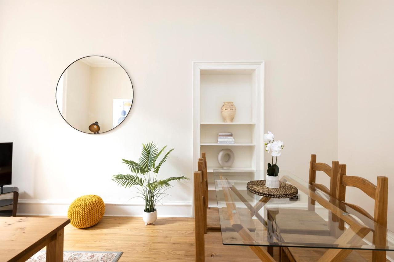 Joivy Chic Apartment Near Stockbridge Market Edimburgo Esterno foto